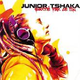 Junior Tshaka 'Boosté par le son'
