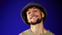 Abso dévoile 'Crossed Fingers' avant l'album