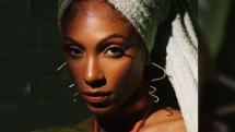 Naomi Cowan explore les zones troubles de l'amour avec 'True Lies'