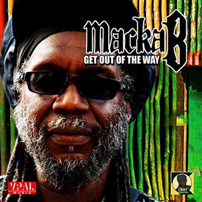Macka B : 'Get out of the Way' le clip