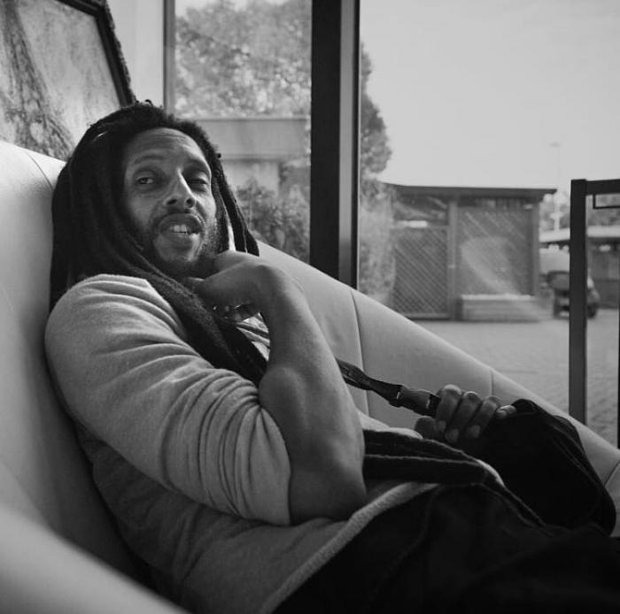 Julian Marley : 'Are You the One' le clip