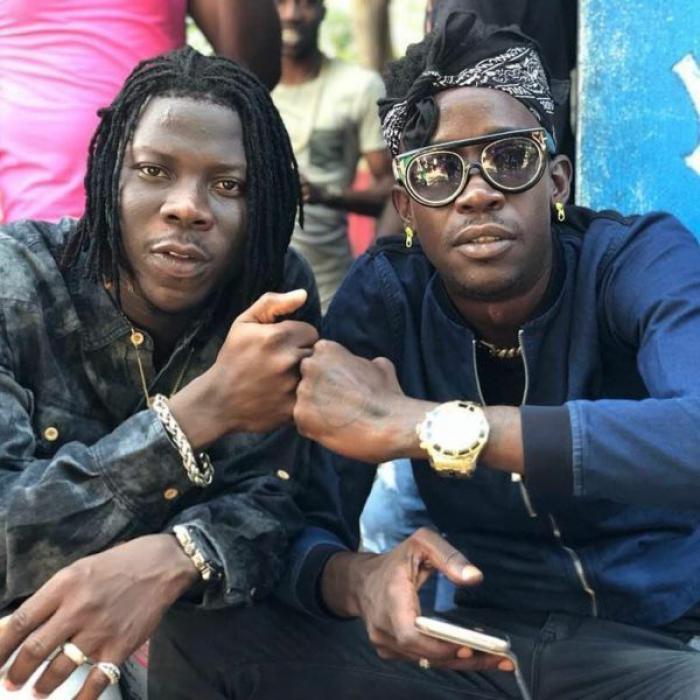 Chi Ching Ching & Stonebwoy : 'No Weakness' le clip