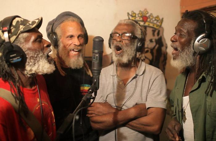 The Congos & Pura Vida : 'Teach Dem' le clip