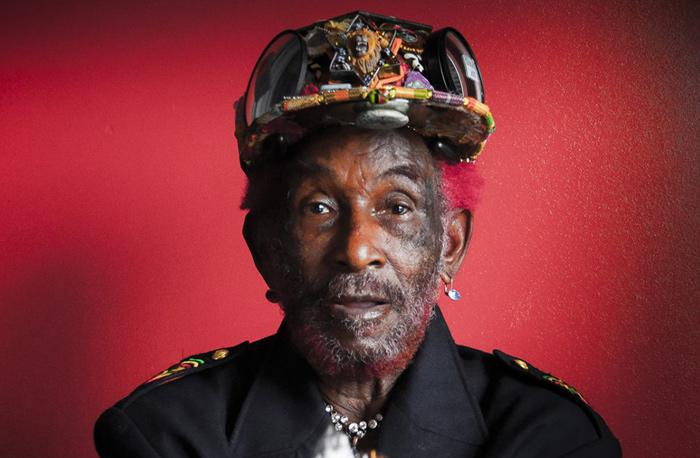 Lee Scratch Perry : 'Full Moon, Plant a Tree' le clip