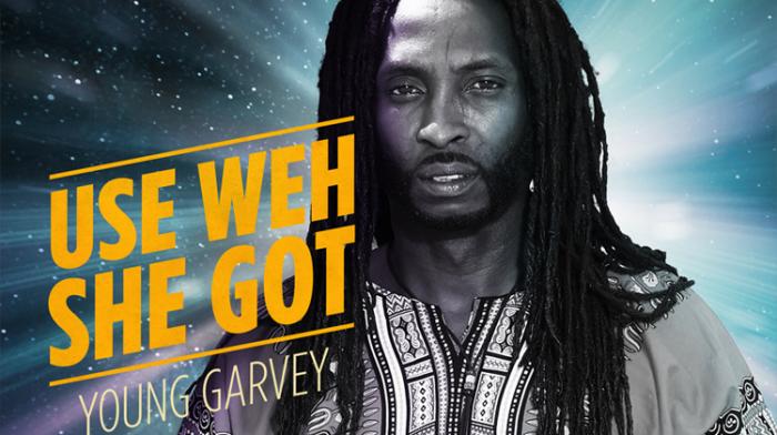 Young Garvey sur le Boom Shell Riddim