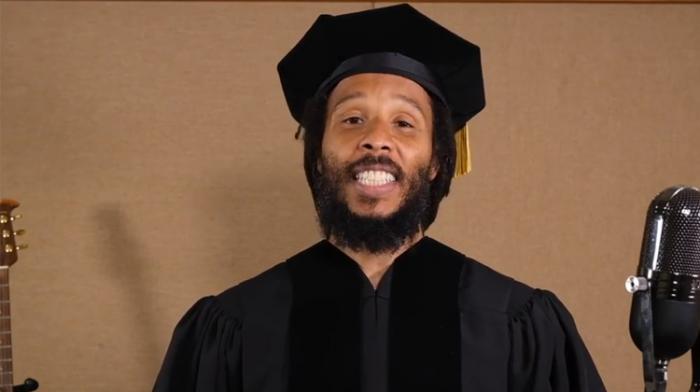 Ziggy Marley diplômé du Medgar Evers College