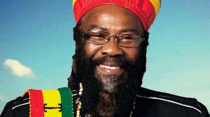 Morgan Heritage rend hommage en musique à son père disparu