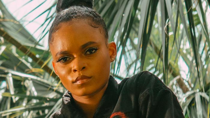 Lila Iké de retour avec 'Dinero'