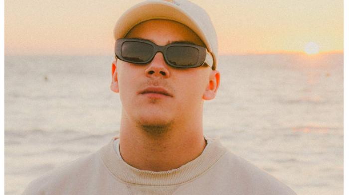 JAEL livre son album 'Moonlight' sur 1988, le label de Biga Ranx