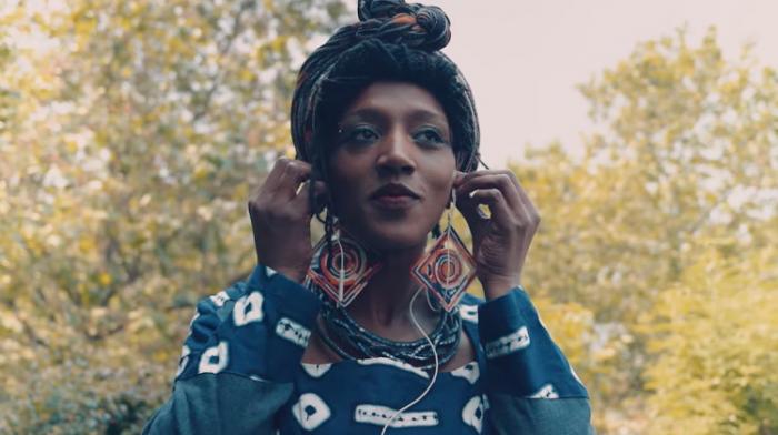 Mo'Kalamity clippe 'Wake Up'