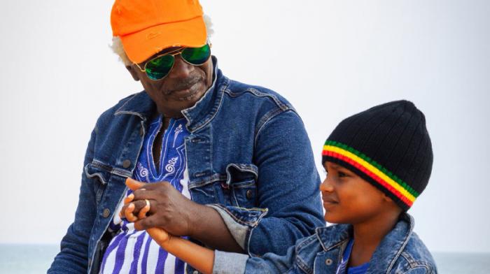 Alpha Blondy clippe 'Djigui'