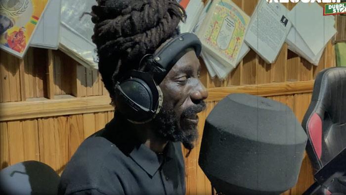 Dubplate Story : Sizzla X Reggae.fr 'Praise Ye Jah' 