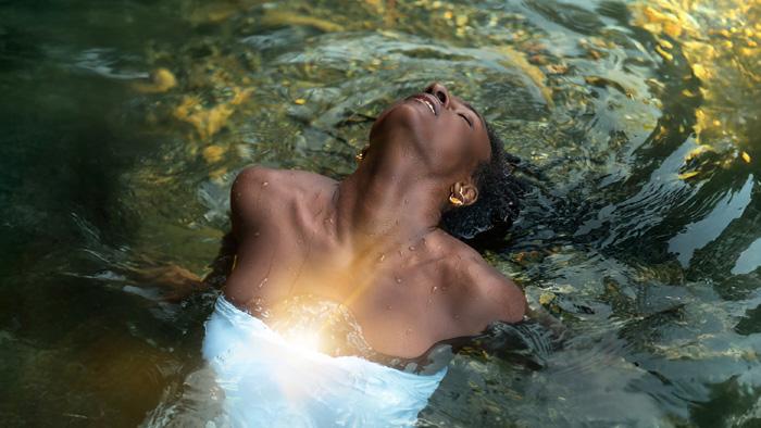 Jah9 dévoile 'The Open Heart Project'