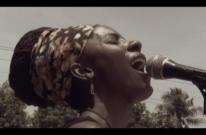 Jah9 - Hardcore