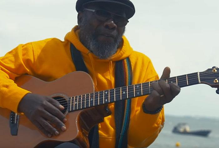 Clinton Fearon - Why Worry