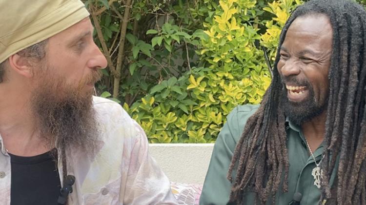 Rocky Dawuni dans l'Interview de Judah